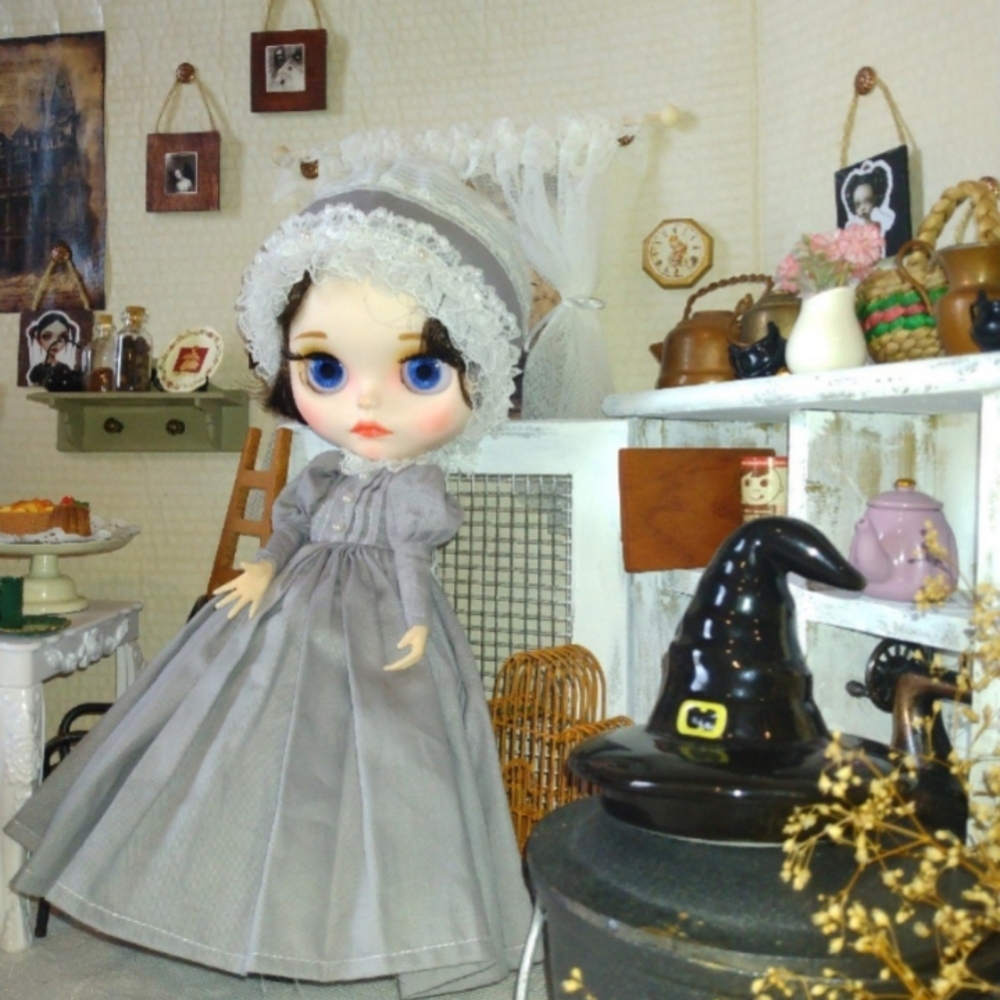 Blythe Doll - Picture 2 of 6